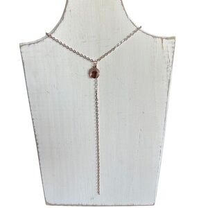 “CHARMING CRESCENT” NECKLACE IN ROSE GOLD FROM CLASSIC